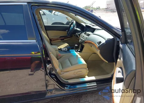 2011 Honda Accord 2.4 Ex-L из США, поврежденный, VIN 1HGCP2F84BA116477